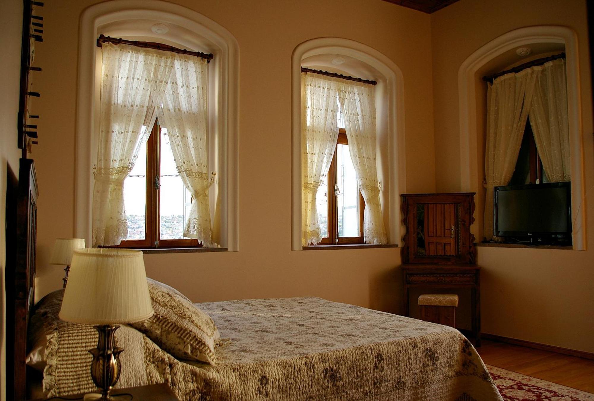 Hera Hotel Bergama Buitenkant foto